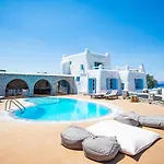 Aquileria Seaview Pool - Seven Bedrooms * Mykonos Town