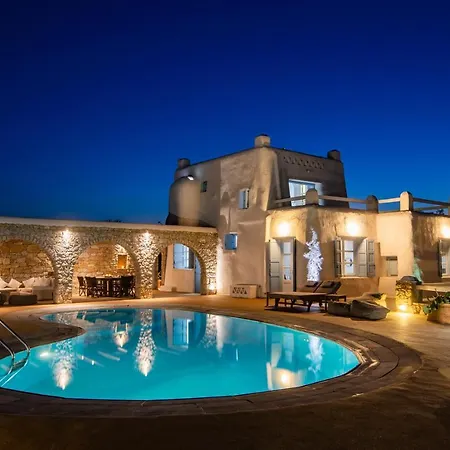 Villa Aquileria Seaview Pool - Seven Bedrooms