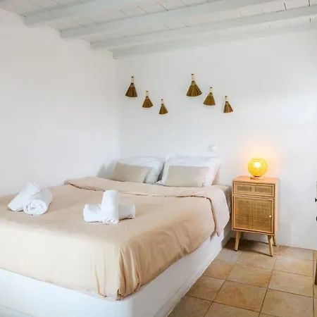 Aquileria Seaview Pool - Seven Bedrooms וילה
