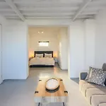Aquileria Seaview Pool - Seven Bedrooms Mykonos Town