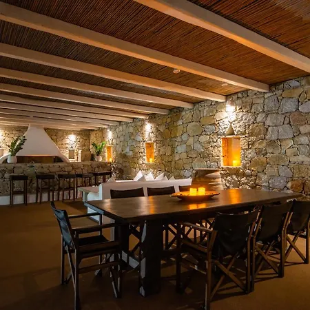 Aquileria Seaview Pool - Seven Bedrooms Villa