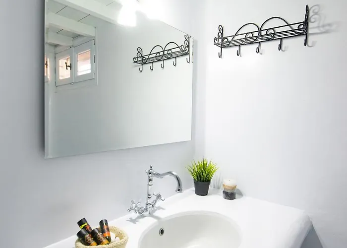 Villa Aquileria Seaview Pool - Seven Bedrooms